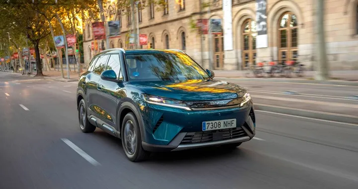 BYD Atto 2 Comfort: autonomia estesa e ricarica rapida per il SUV compatto