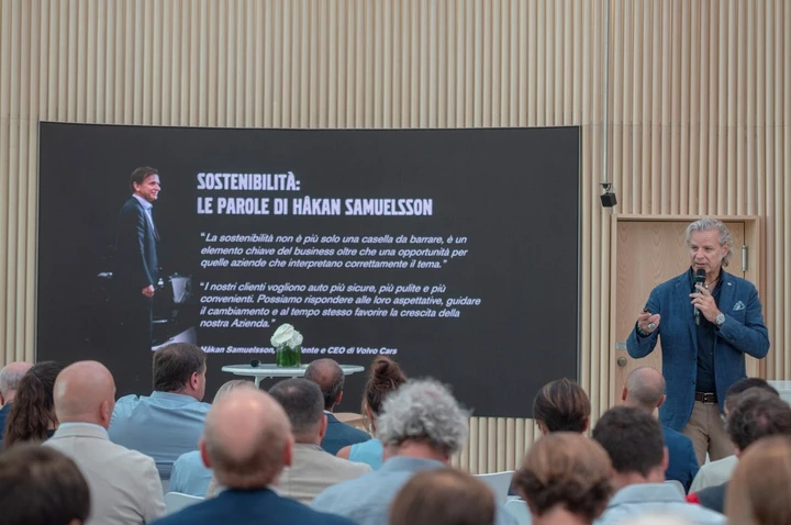 Volvo: presentato il progetto Plasticless