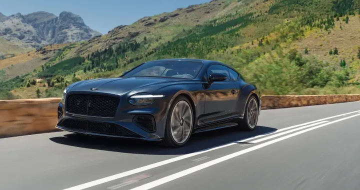 Bentley Continental GT S: il V8 diventa ibrido ma non perde l'anima