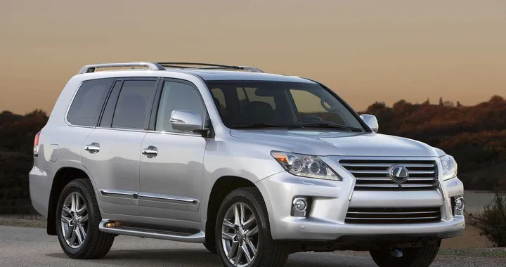 Lexus LX 570, debutto al Salone di Detroit