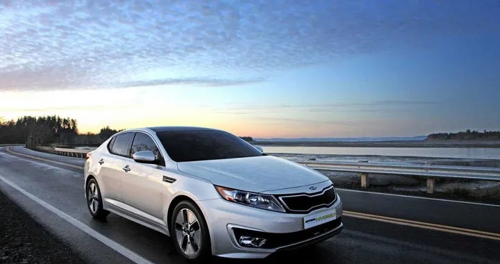 Salone di Los Angeles: debutta la Kia Optima Hybrid