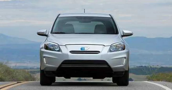 Nuova Toyota RAV4 2013: il debutto a Los Angeles