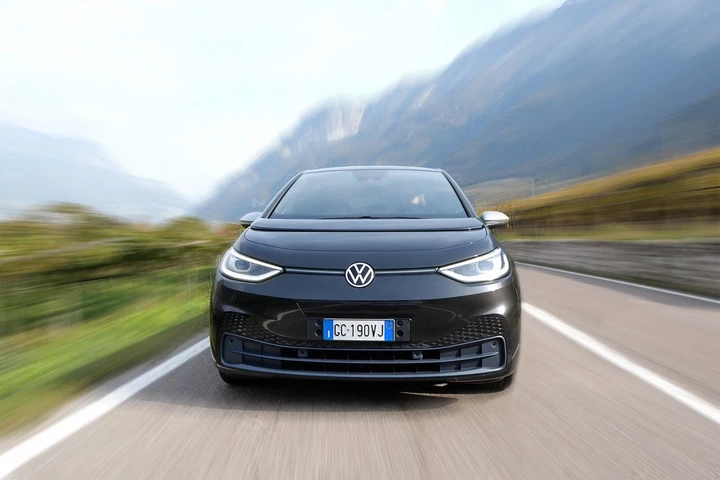 Volkswagen ID.3: prima prova su strada