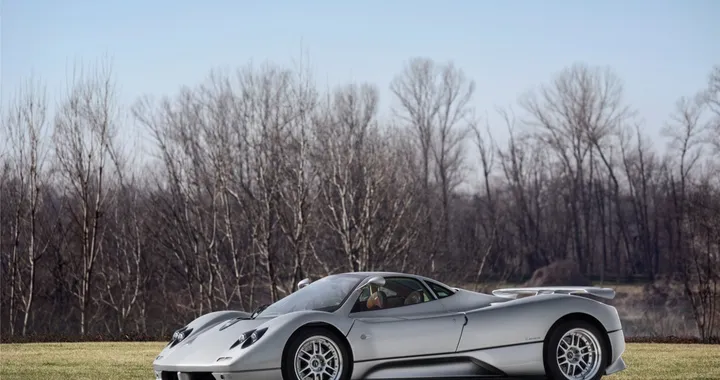 Pagani, a Ginevra si celebra il ventesimo anniversario della Zonda