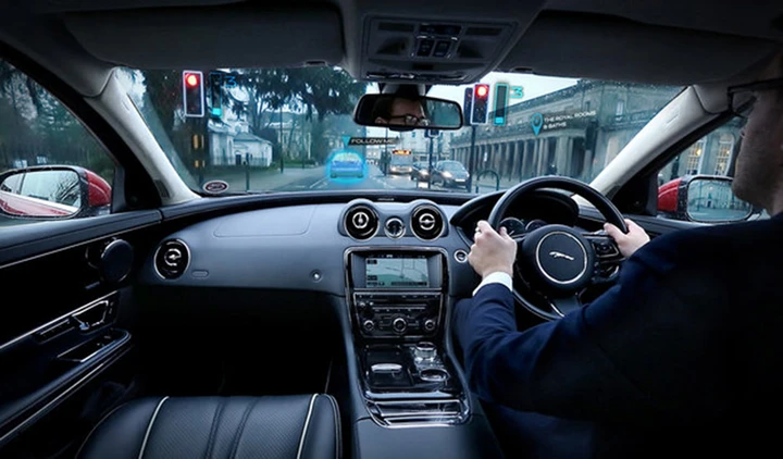 Jaguar-Land Rover: maggiore sicurezza con la realtà aumentata