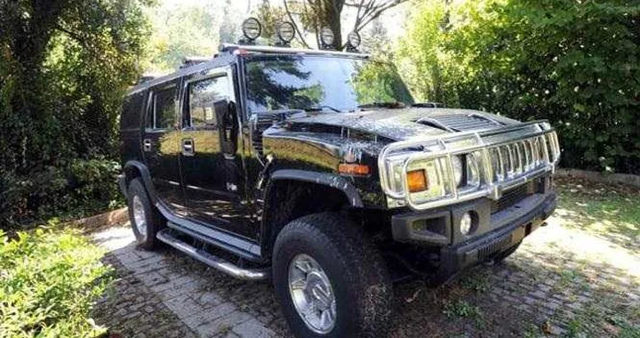 Gheddafi dimentica l'Hummer in Franciacorta