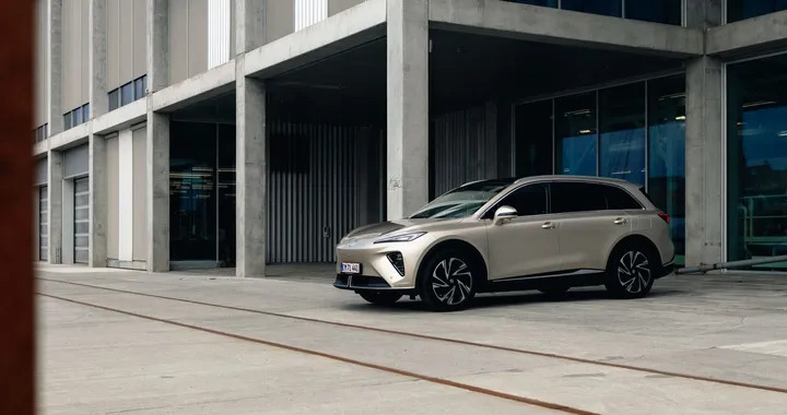 Viaggiare elettrico senza rinunce: ecco la nuova MGS6 EV