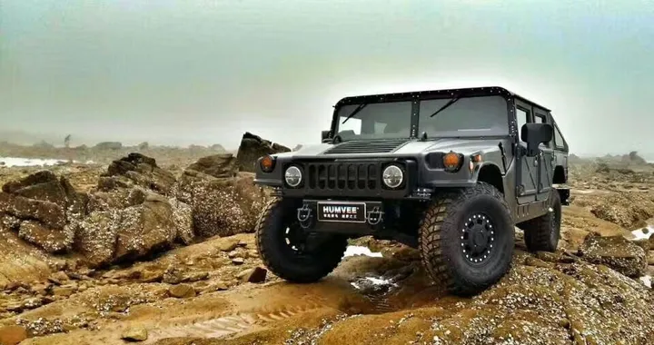Humvee C-Series: l'Hummer risorge più inarrestabile che mai