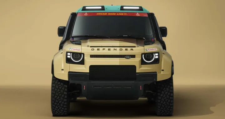Land Rover svela Defender D7XR per il Dakar 2026