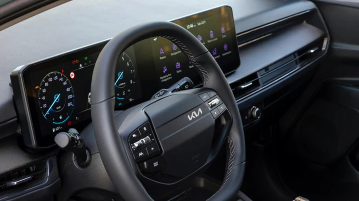 Kia Stonic restyling: tutte le novità su interni, ADAS e connettività