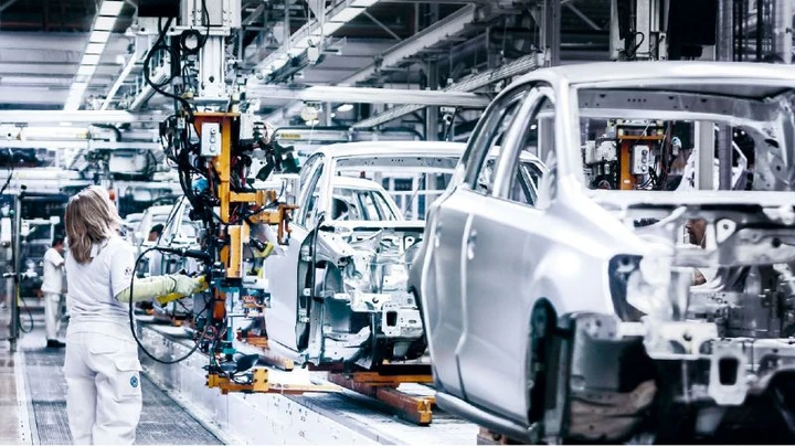 Produzione auto: a novembre calo del 19,4%