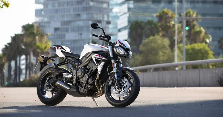 Triumph Street Triple S: le novità 2020