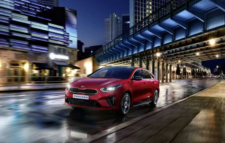 Kia ProCeed: le immagini ufficiali