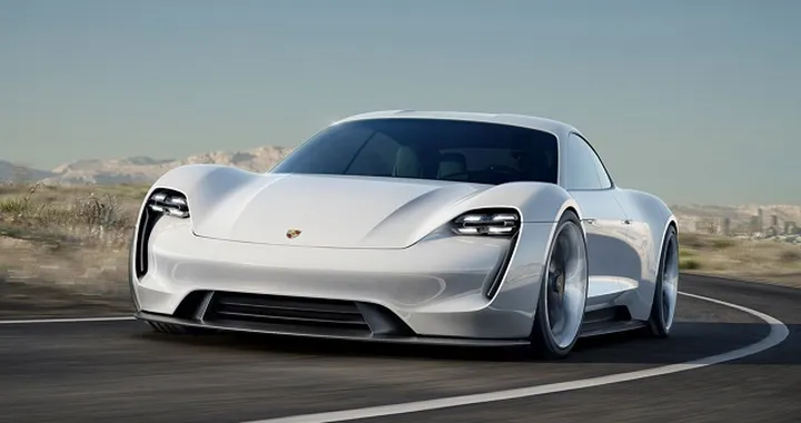 Porsche abbandona il gasolio per concentrarsi sull’elettrificazione