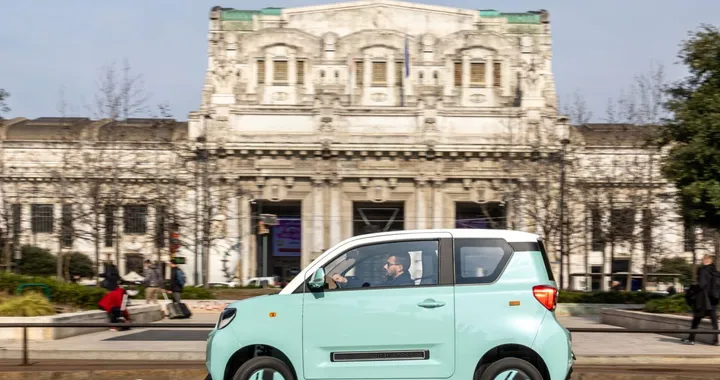 La microcar elettrica che vuole rivoluzionare la mobilità urbana