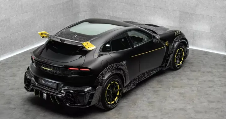 La Ferrari Purosangue di Mansory è troppo estrema?