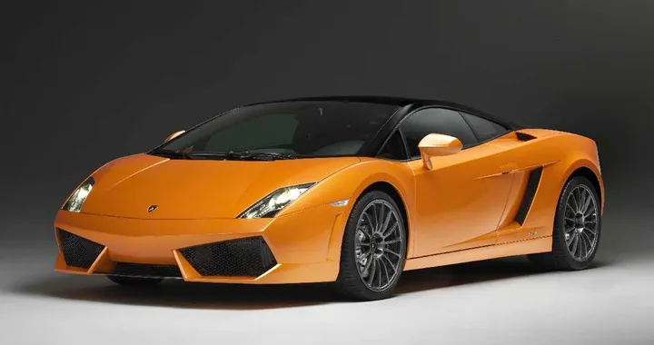 Lamborghini Gallardo Bicolore al Qatar Motor Show