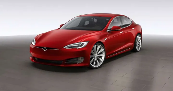 Tesla: arriva il doppio connettore