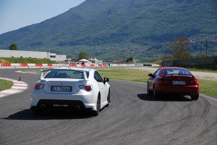 Toyota GT 86 Racing VS Celica GT-Four