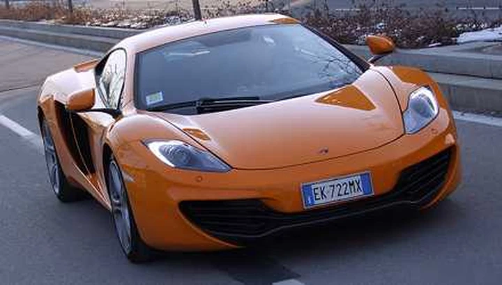 McLaren MP4-12C: la prova su strada