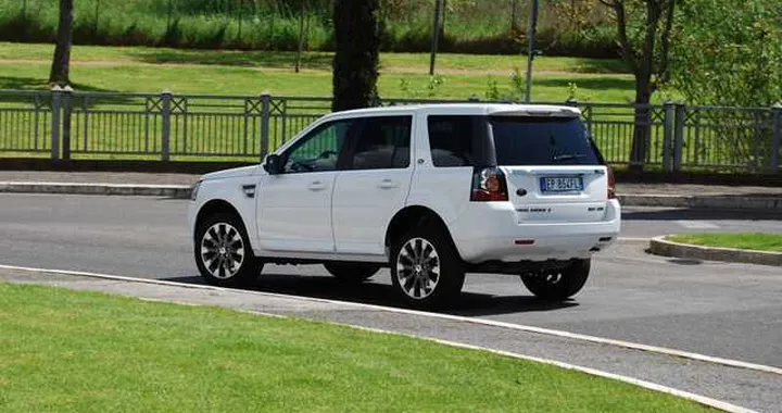 Land Rover Freelander 2.2 SD4: la prova su strada
