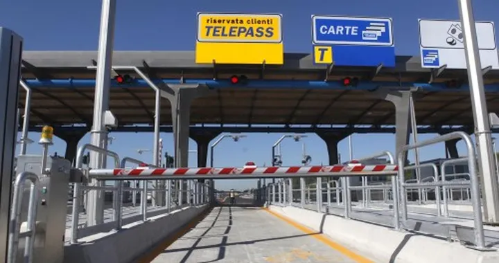 Sempre più stranieri non pagano le autostrade italiane