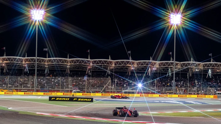 F1 GP Bahrain: doppietta Ferrari con Leclerc e Sainz