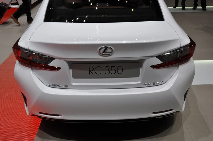 Lexus RC350 al Salone di Ginevra 2014