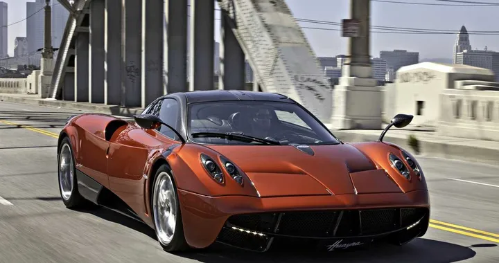 Pagani Huayra: nuove immagini ufficiali