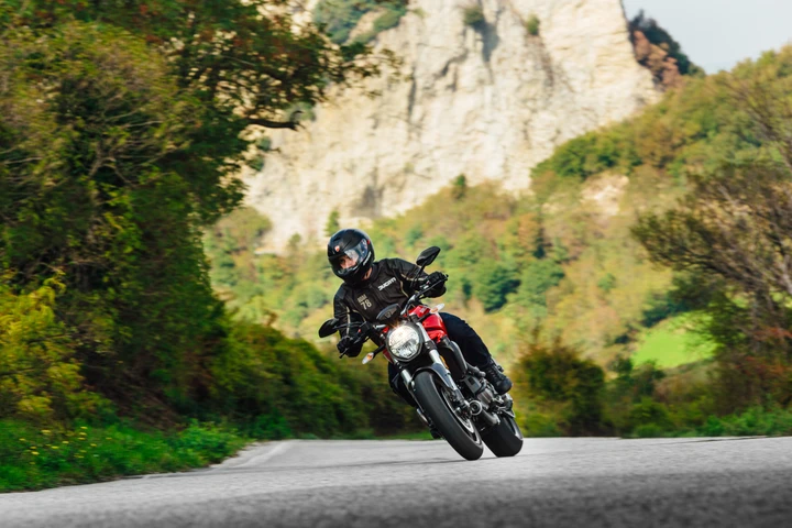 Ducati: promozione sulle sue moto depotenziate