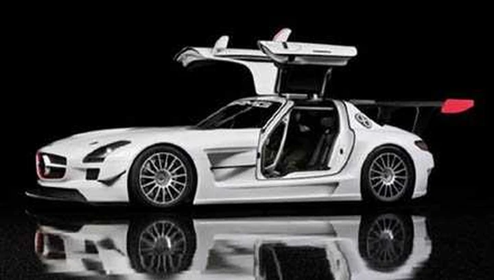 Mercedes SLS AMG GT3: il video
