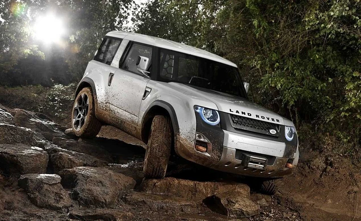 Land Rover Defender DC 100 al Salone di Francoforte