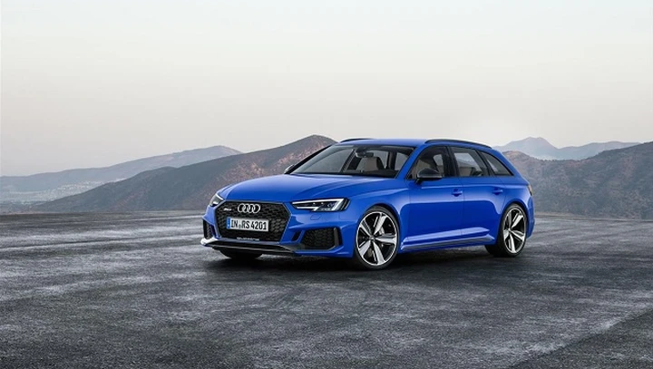 Audi RS4 Avant: pronta al debutto in Italia, prezzi da 87.900 euro