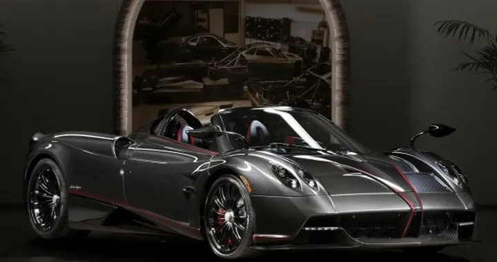 Pagani: a Ginevra con Huayra Roadster e Zonda HP Barchetta