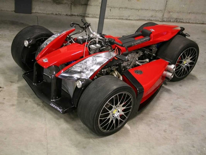 Quad Ferrari V8 by Lazareth