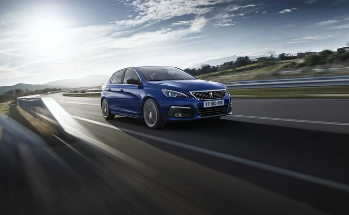 Nuova Peugeot 308: nuove immagini ufficiali