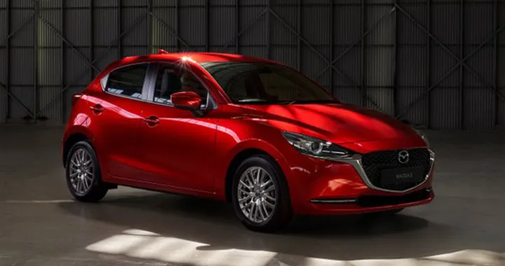 Mazda2, il restyling porta in dote la tecnologia mild hybrid