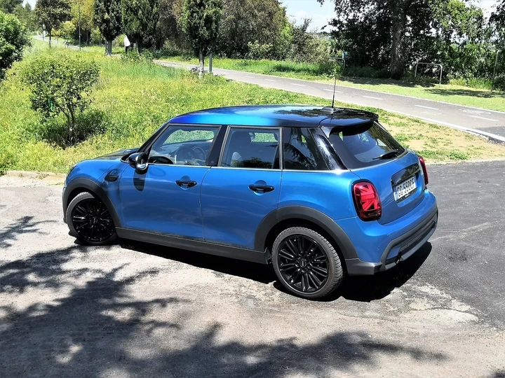 Mini Cooper 2022: tutti i segreti della 5 porte