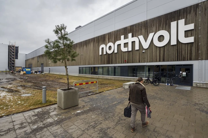 Northvolt dichiara bancarotta, arrivederci al colosso delle batterie europee