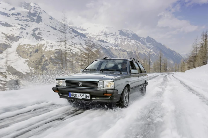 Volkswagen: 35 anni di Passat integrale
