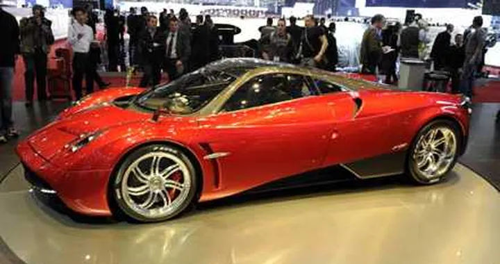 Ginevra 2011: a tu per tu con Horacio Pagani