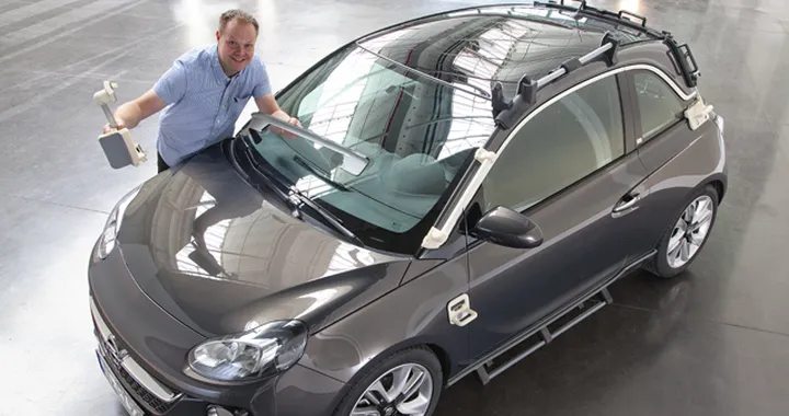 Opel: stampanti 3D per l'assemblaggio