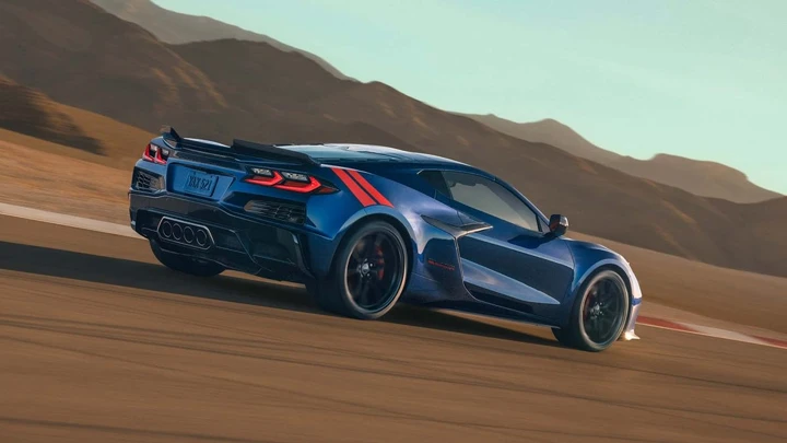 Corvette Grand Sport: l'icona torna con un V8 da urlo e 721 CV