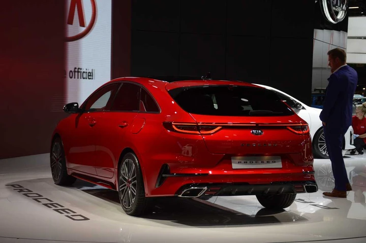 Kia Proceed al Salone di Parigi 2018