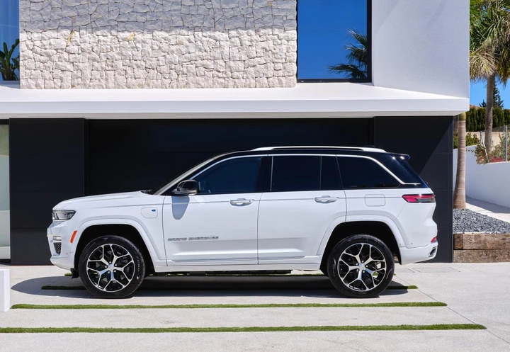 Jeep gamma SUV 4xe Italia