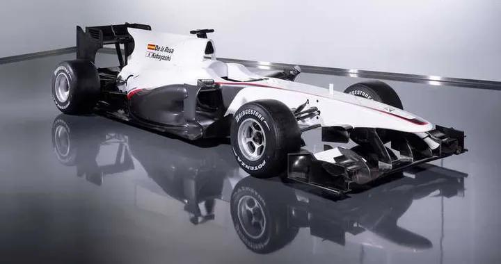 F1: presentate la Sauber e la Toro Rosso. I primi test di Valencia
