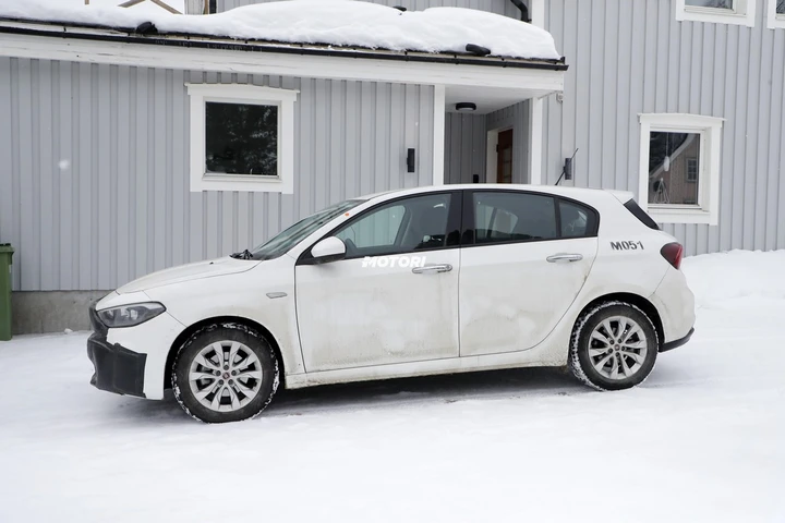 Fiat Tipo restyling: le foto spia