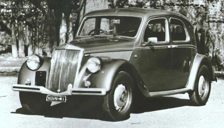 Lancia Aprilia e Alfa Romeo Giulia Coupe GT Junior Z