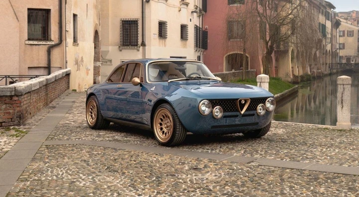 Totem GT Electric: il restomod elettrico da 590 CV su base Alfa Romeo GT
