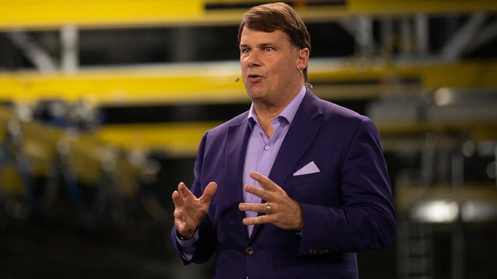 Ford, Jim Farley: ‘Niente Mustang 100% elettrica per il momento’